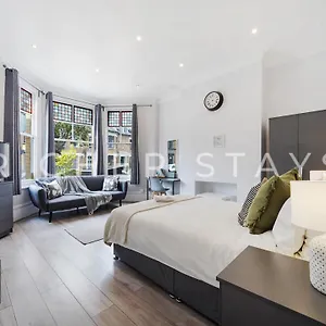 https://east-short-lets-serviced-accommodation.brighton-hotels-england.com